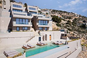 Saronida Hills