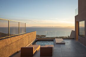Saronida Hills