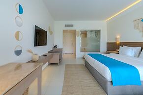 Casa Blue Resort