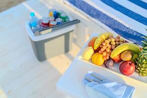 Casa Blue Resort