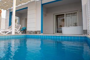 Casa Blue Resort