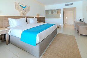 Casa Blue Resort