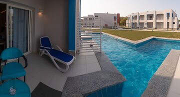 Casa Blue Resort