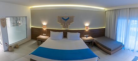 Casa Blue Resort