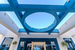 Casa Blue Resort