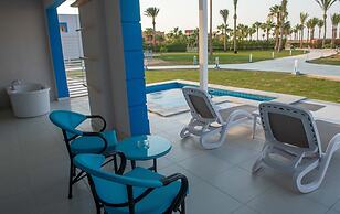 Casa Blue Resort