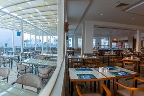 Casa Blue Resort