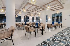 Casa Blue Resort