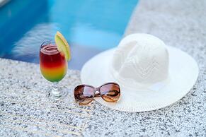 Casa Blue Resort