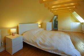 Unique 5BD Farm House Perfect for Relaxing