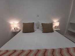 Villa Nova Madeira no Funchal Casa A e B