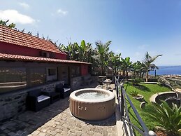 Villa Nova Madeira no Funchal Casa A e B