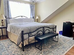 Belle View Manor Inn