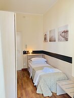 Hotel Baby Bed and Breakfast