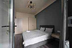 Forest Apartments Hotel