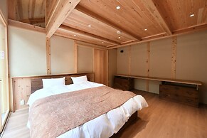 SATOYAMA HOTEL KANENONE TAMBA