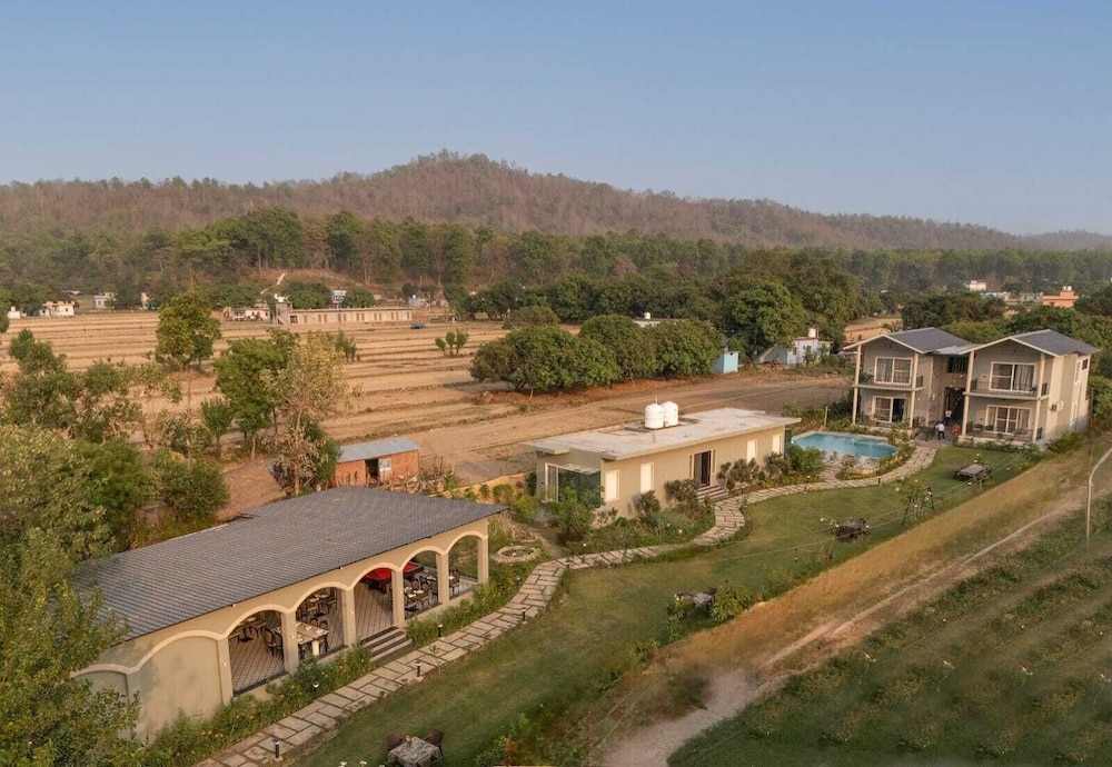 Srina Vilas, Corbett