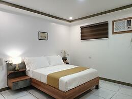 Rosh Hotel