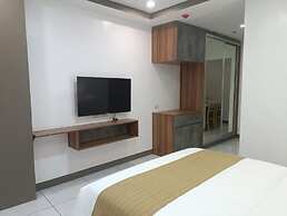 Rosh Hotel
