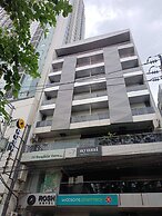 Rosh Hotel