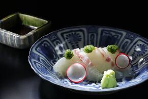 Hachikan