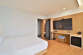 The Van Hotel Ulsan