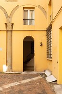 Santo Stefano 13 - Quadrilocale Elegante