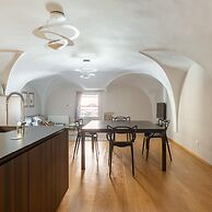 Santo Stefano 13 - Quadrilocale Elegante