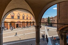 Santo Stefano 13 - Quadrilocale Elegante