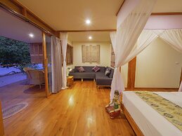 Komodo Resort