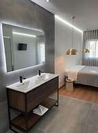 Pontinha Exclusive House
