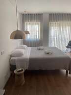 Pontinha Exclusive House