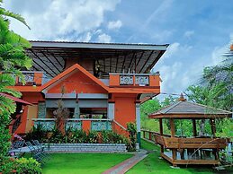 El Krimphoff Resort