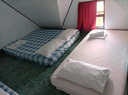 El Krimphoff Resort