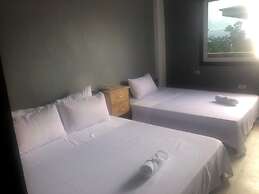El Krimphoff Resort