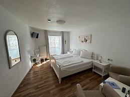 Hotel Ursula Garni