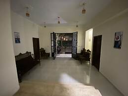 Sneferu Hotel