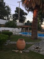 Remarkable 2-bed House in Varnavas