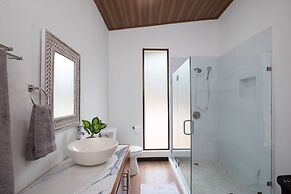 Casa Henaway