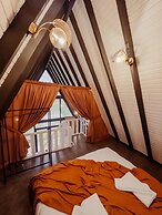 Pop Suit Bungalow