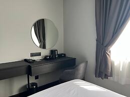 All In Hotel