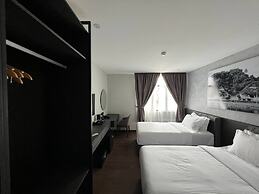 All In Hotel