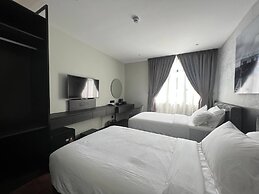 All In Hotel