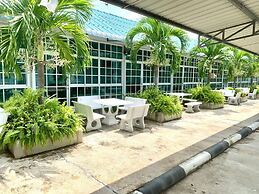 Marshal Resort