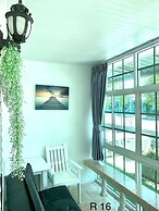 Marshal Resort
