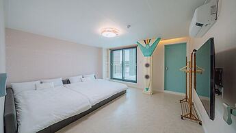 My Kids Pool Villa