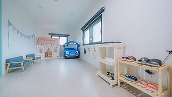 My Kids Pool Villa