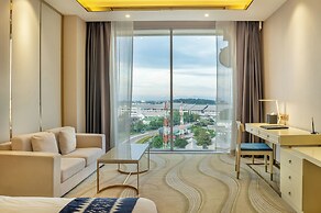ST Hotel Wattay Airport
