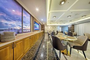 ST Hotel Wattay Airport