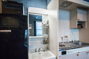 SILK COURT 202